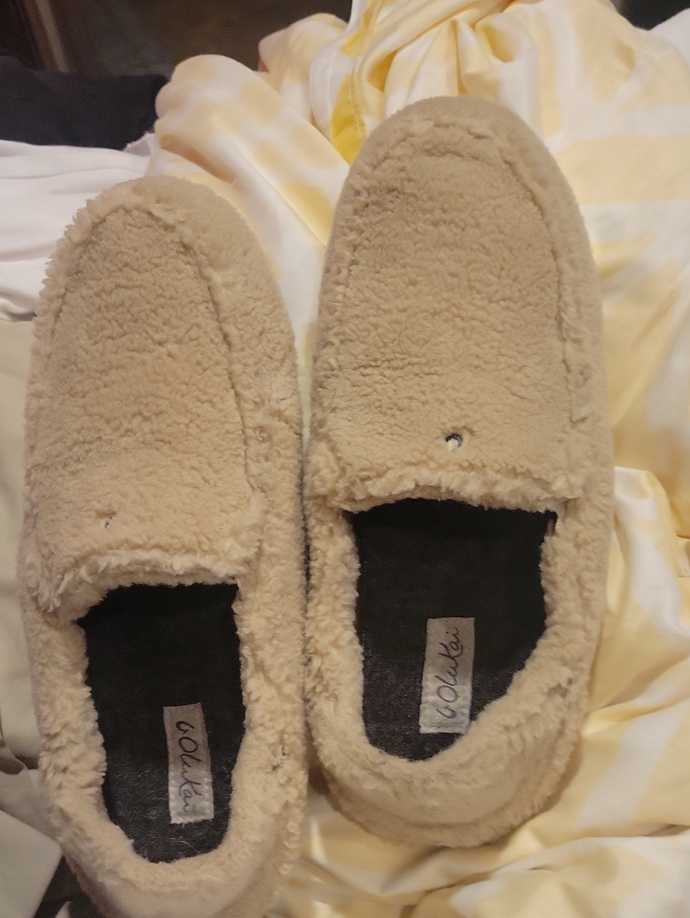 Olukai Nohea Heu Oatmeal Teddybear Slippers/ Ladies Sz.9/ Like New W/ Out Tags
